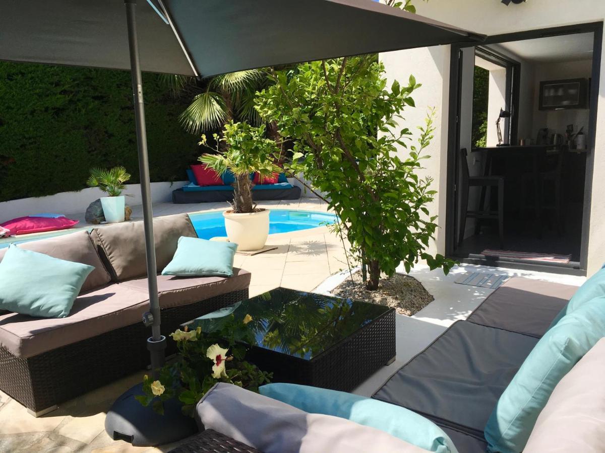 Bed,Kitchen&Swimming Pool Villa Esterel Saint-Raphaël Exterior foto